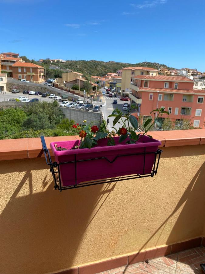 Villa Le Bougainvillea La Maddalena  Exterior photo