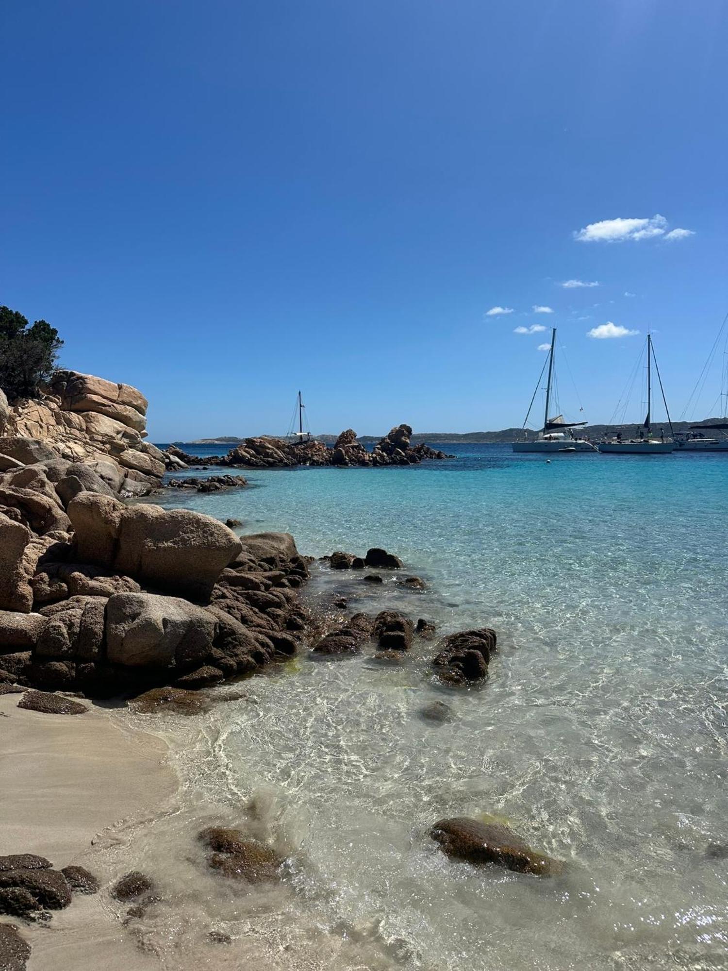 Villa Le Bougainvillea La Maddalena  Exterior photo